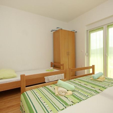 Apartments With A Parking Space Poljica, Trogir - 10010 Marina Chambre photo