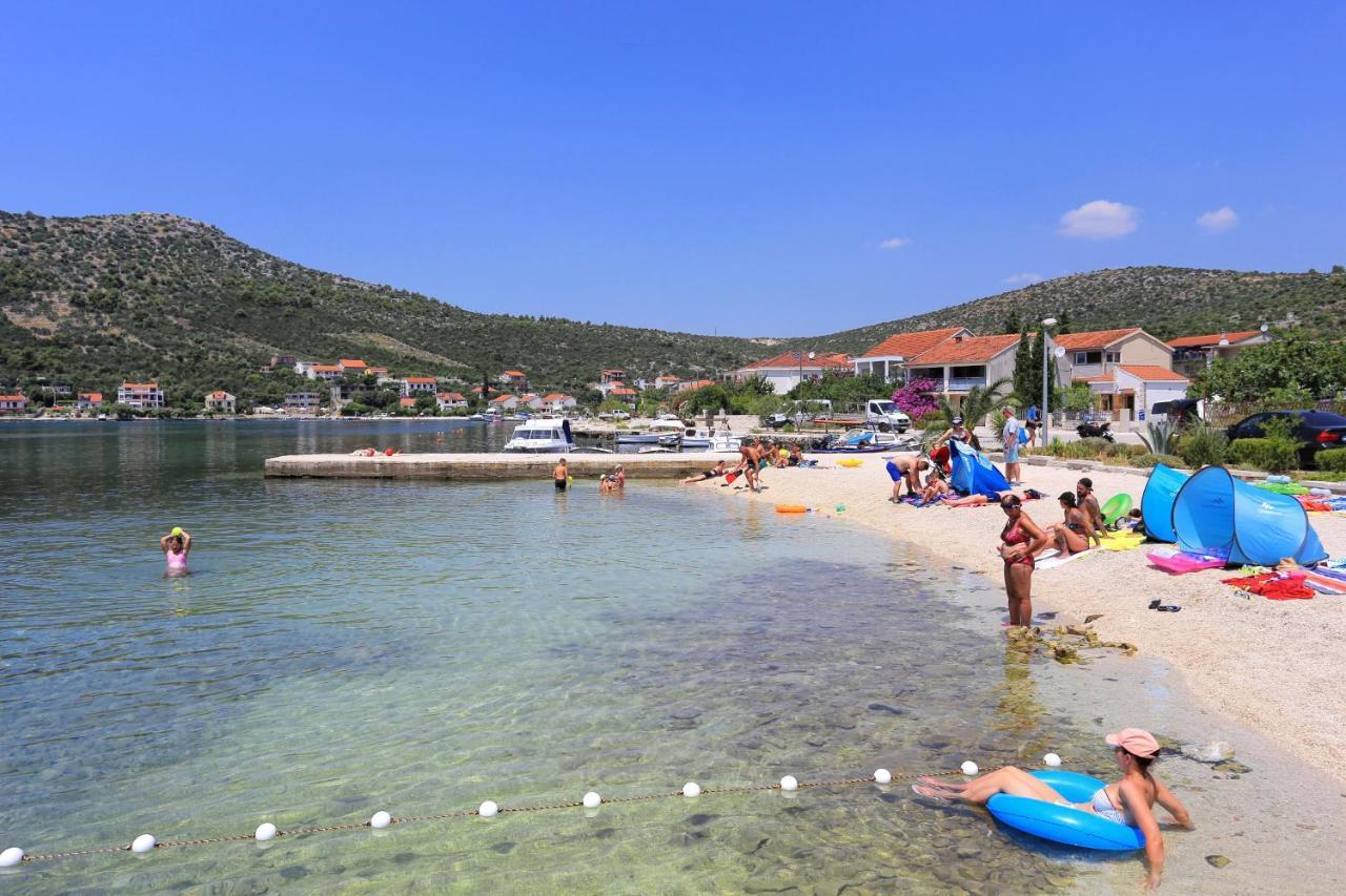Apartments With A Parking Space Poljica, Trogir - 10010 Marina Extérieur photo