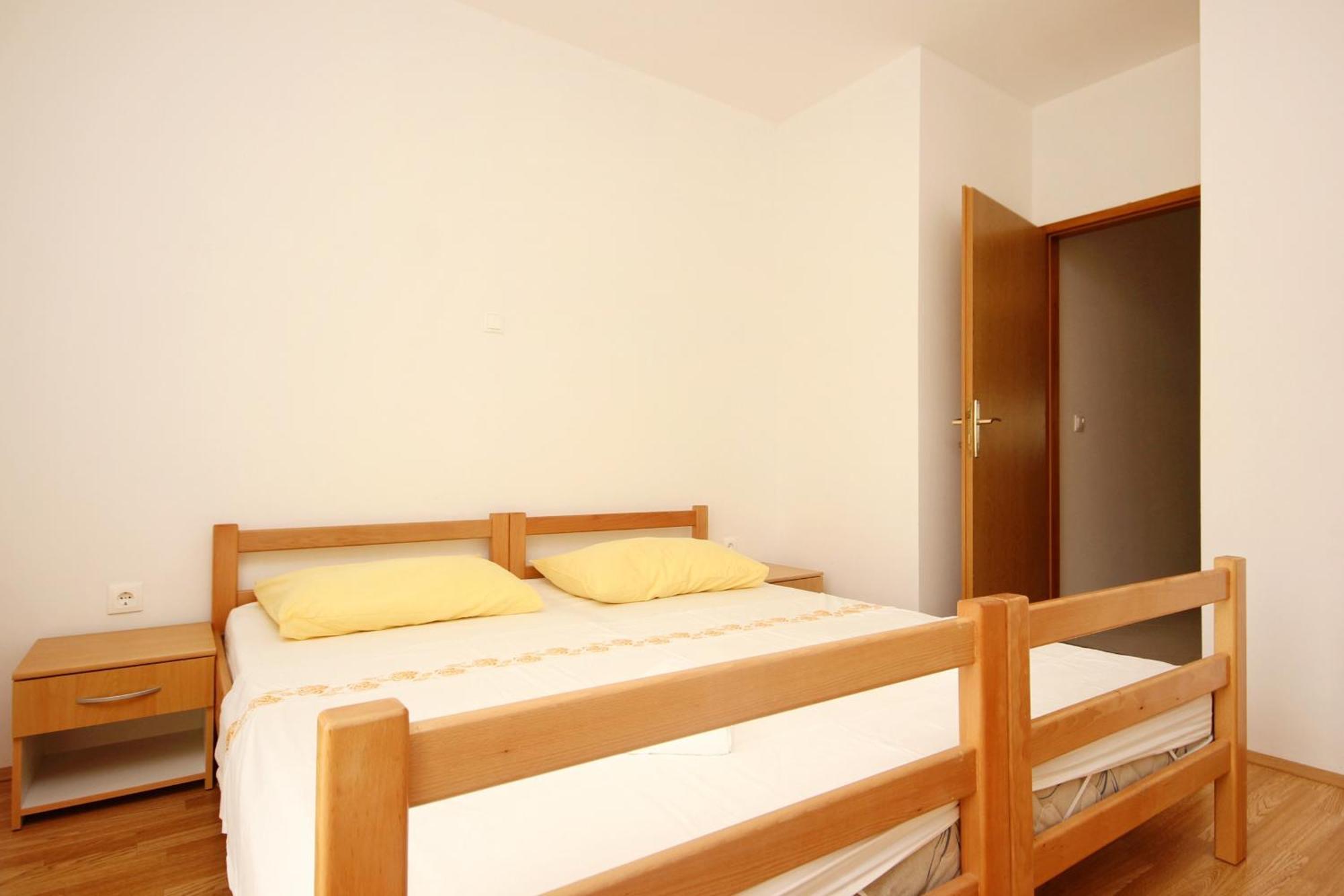 Apartments With A Parking Space Poljica, Trogir - 10010 Marina Chambre photo